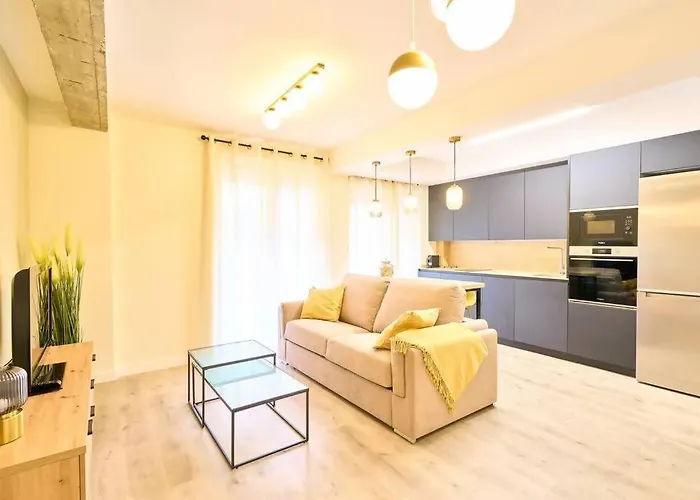 Balcón Pozo Amarillo Centro By Keyhom * Salamanca